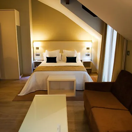 Tinas De Hotel 4*