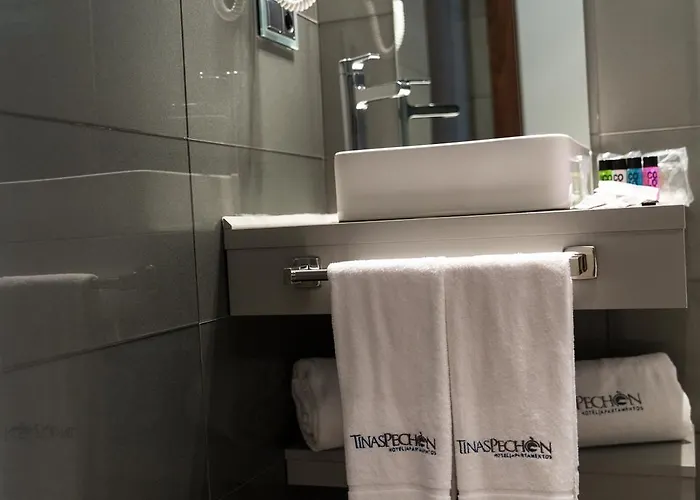 Hotel Tinas De Pechon